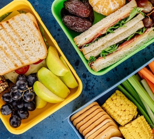 Pomysły na zdrowe lunchboxy dla uczniów i studentów